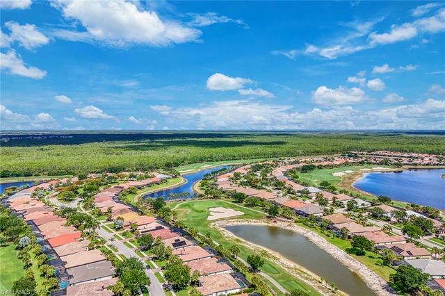 12118 Wicklow LN, Naples, FL 34120