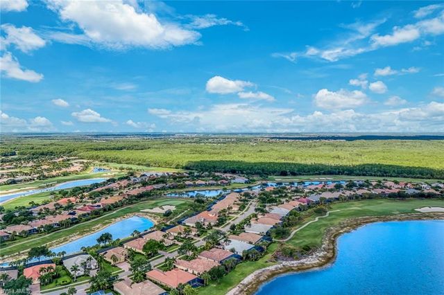 12118 Wicklow LN, Naples, FL 34120