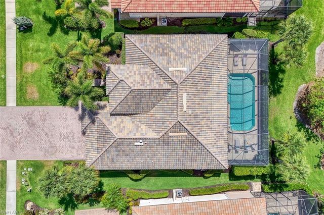 12118 Wicklow LN, Naples, FL 34120