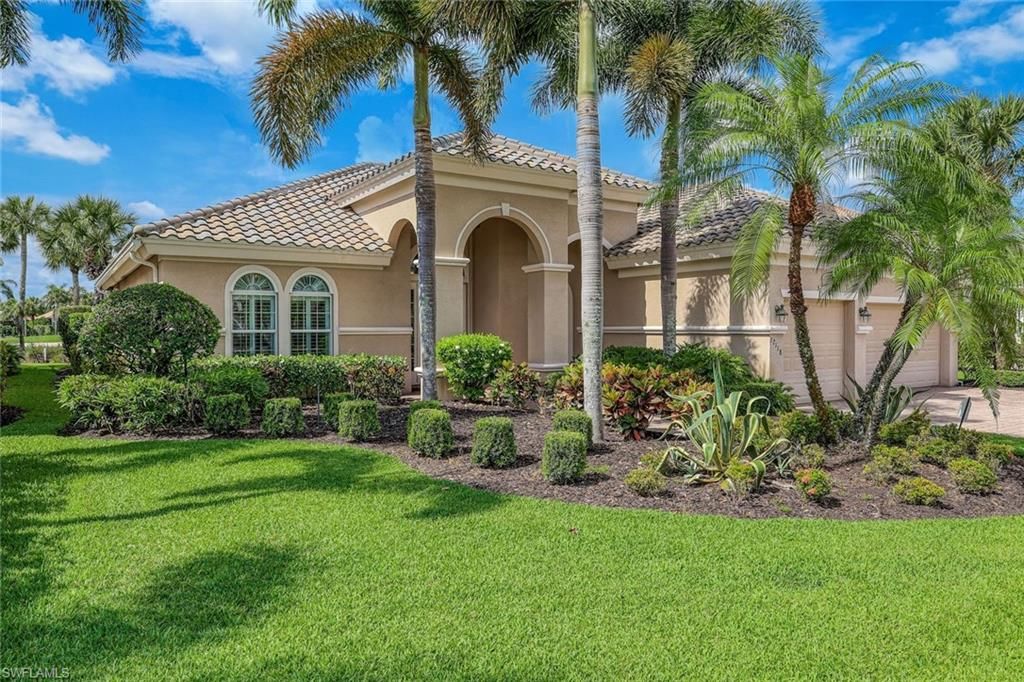 12118 Wicklow LN, Naples, FL 34120