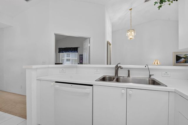 8100 VIA DI VENETO NEIBORHOOD F, Boca Raton, FL 33496