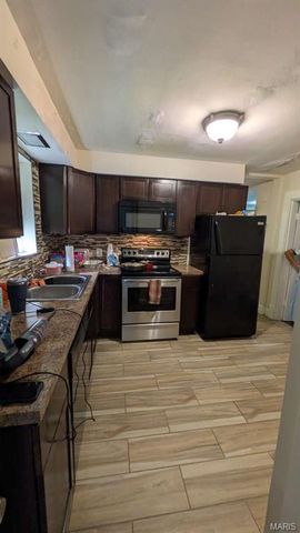 4820 Potomac Anex, St Louis, MO 63116