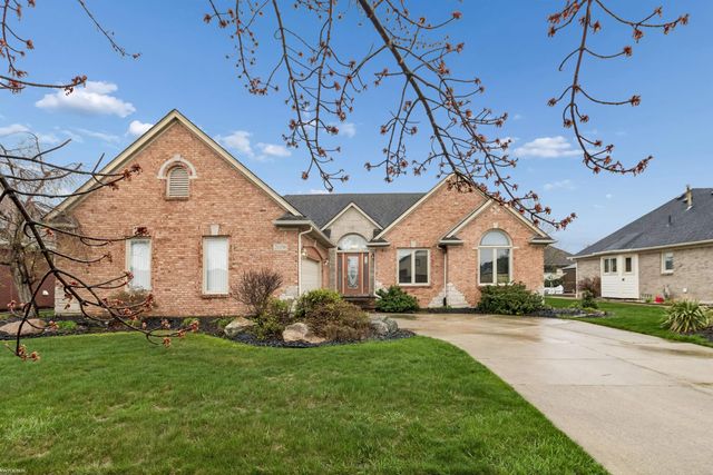 21370 Sabrina Drive, Macomb Twp, MI 48044