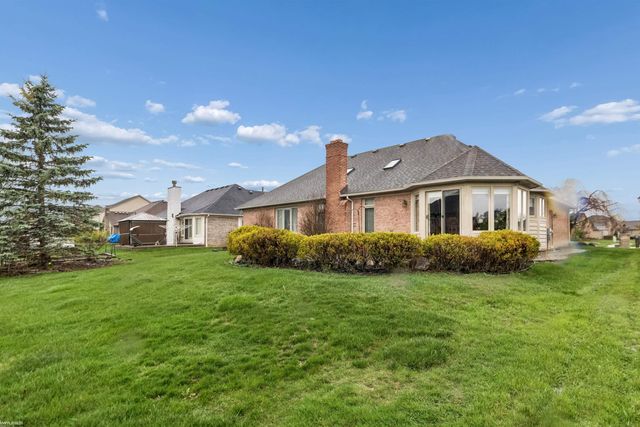 21370 Sabrina Drive, Macomb Twp, MI 48044