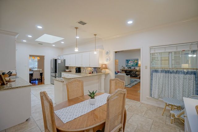 5504 Kingston Ave, Midland, TX 79705