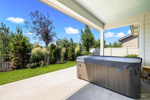 1501 E Spartan Ln, Eagle, ID 83616