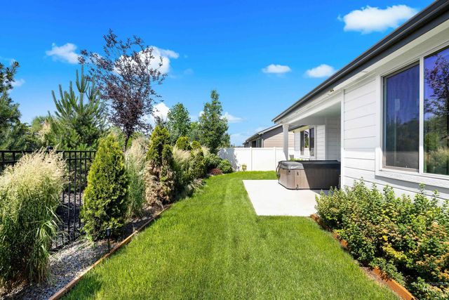 1501 E Spartan Ln, Eagle, ID 83616
