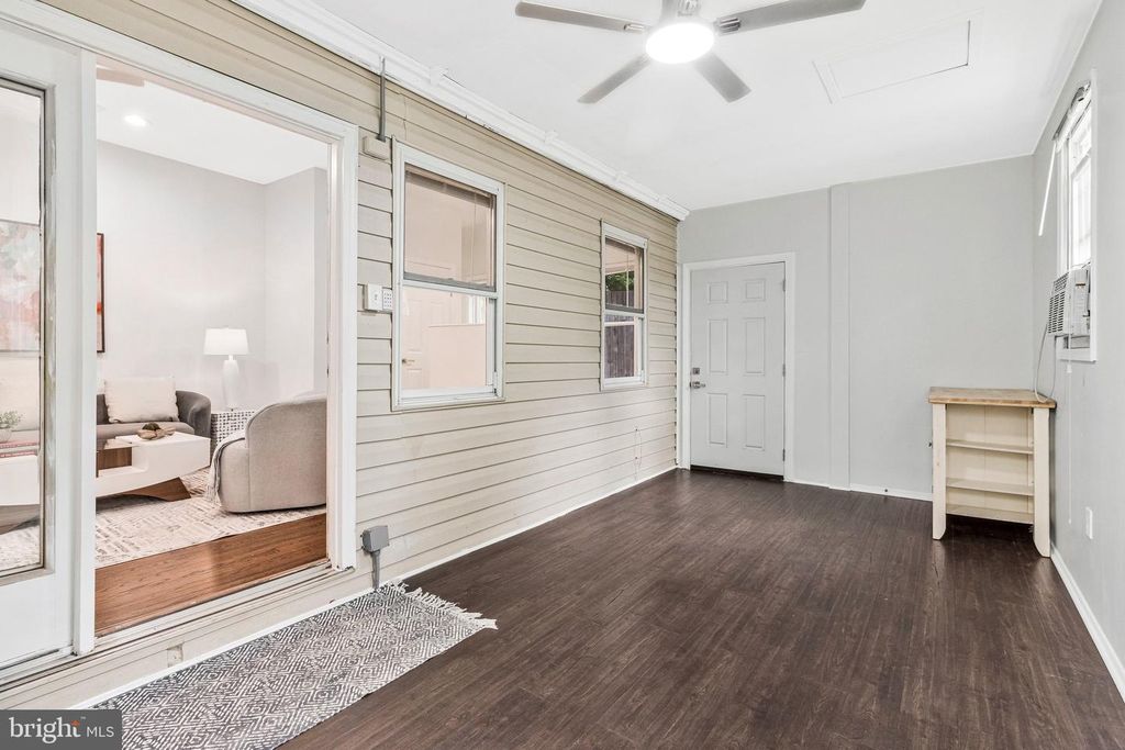 Image 27 of property listing at 11515 GOODLOE RD, Silver Spring, MD 20906