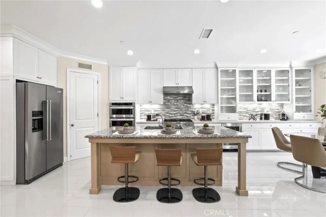 62 Wrangler, Irvine, CA 92602