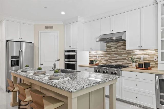 62 Wrangler, Irvine, CA 92602