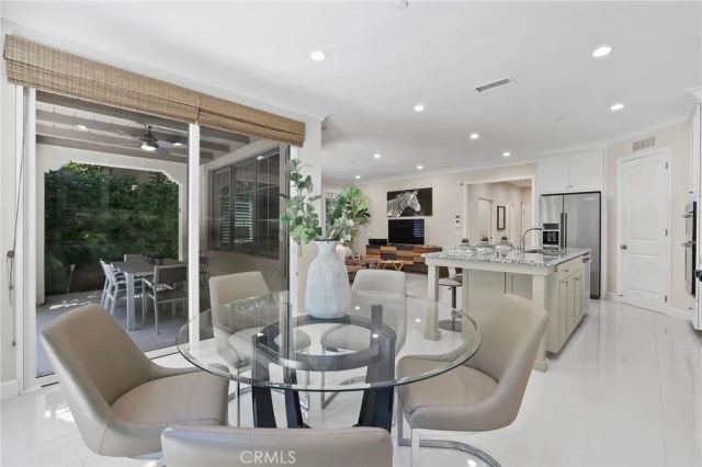 62 Wrangler, Irvine, CA 92602