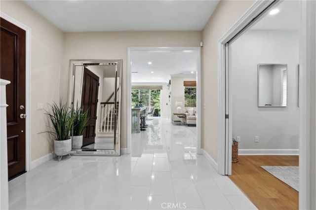 62 Wrangler, Irvine, CA 92602