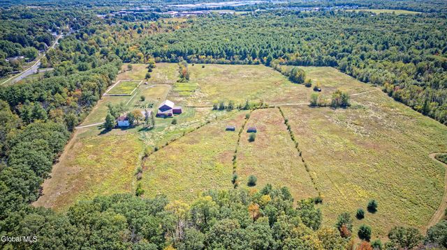 100 Bally Bay Lane, Guilderland, NY 12009