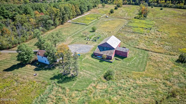 100 Bally Bay Lane, Guilderland, NY 12009