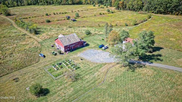 100 Bally Bay Lane, Guilderland, NY 12009