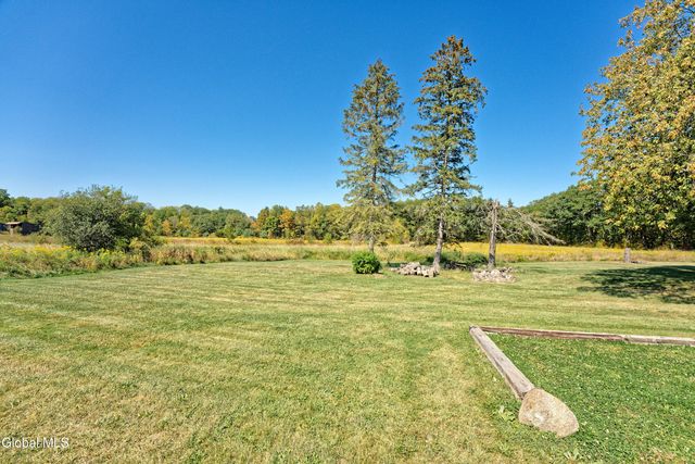 100 Bally Bay Lane, Guilderland, NY 12009