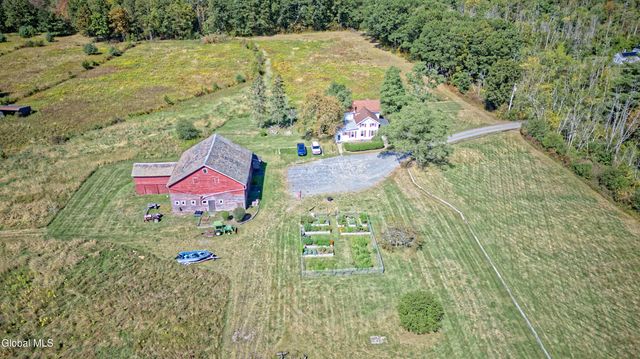 100 Bally Bay Lane, Guilderland, NY 12009