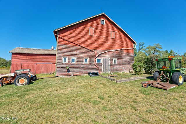 100 Bally Bay Lane, Guilderland, NY 12009