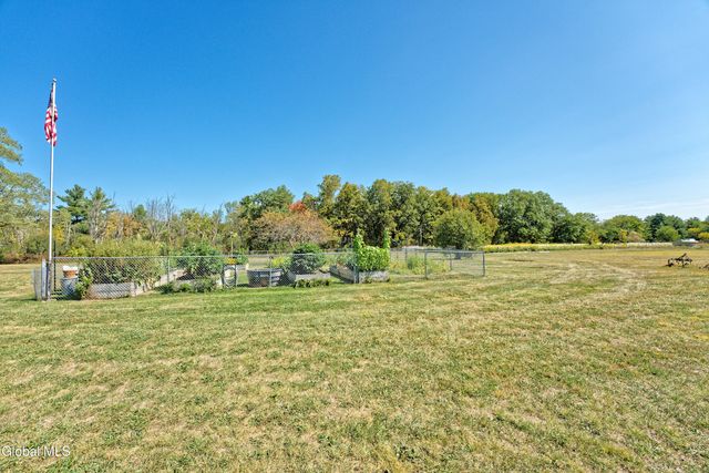 100 Bally Bay Lane, Guilderland, NY 12009