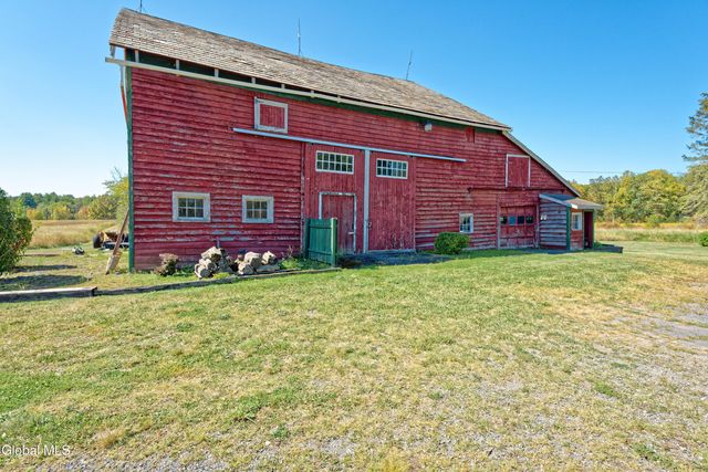 100 Bally Bay Lane, Guilderland, NY 12009