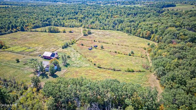 100 Bally Bay Lane, Guilderland, NY 12009