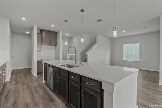 2046 Newforest Peak, New Braunfels, TX 78130
