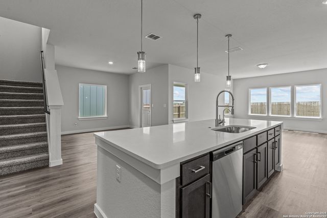 2046 Newforest Peak, New Braunfels, TX 78130