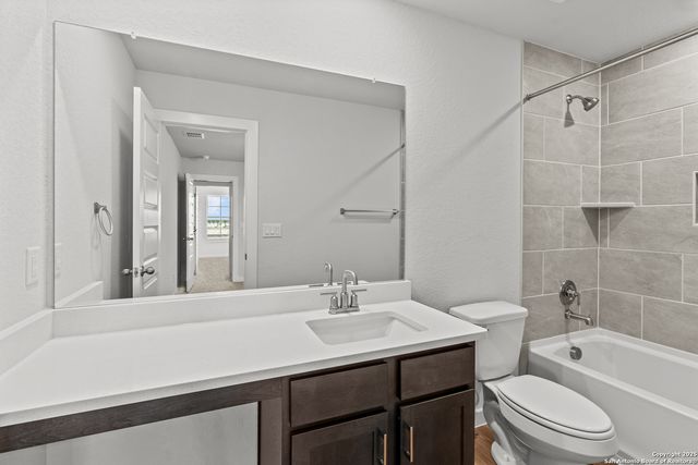 2046 Newforest Peak, New Braunfels, TX 78130