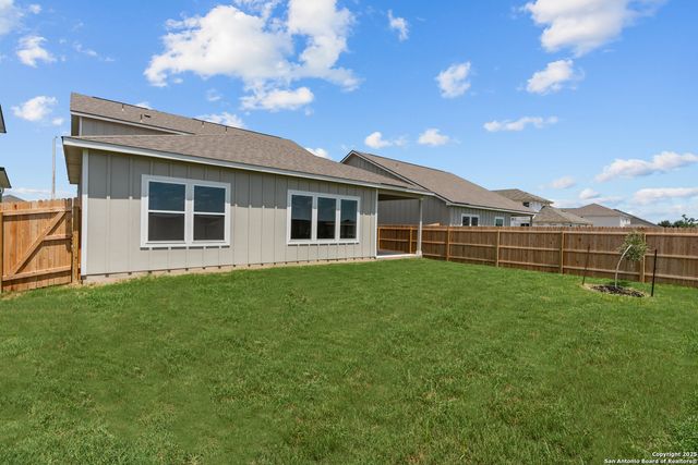2046 Newforest Peak, New Braunfels, TX 78130