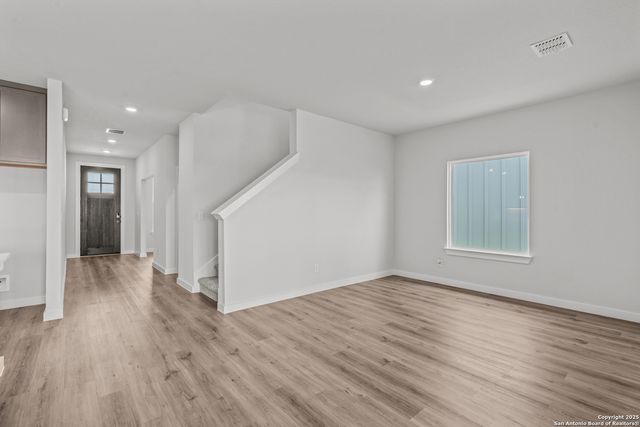 2046 Newforest Peak, New Braunfels, TX 78130