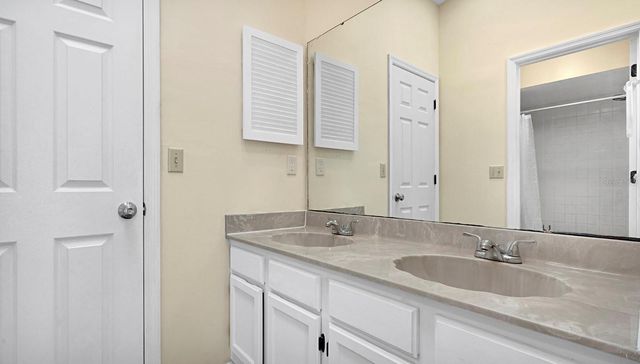 1082 COVINGTON STREET, Oviedo, FL 32765