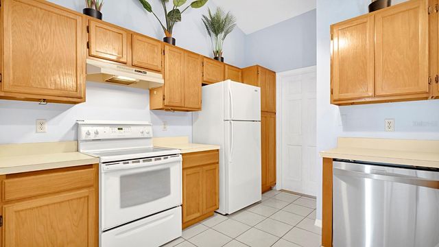1082 COVINGTON STREET, Oviedo, FL 32765
