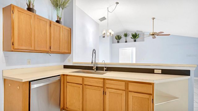 1082 COVINGTON STREET, Oviedo, FL 32765