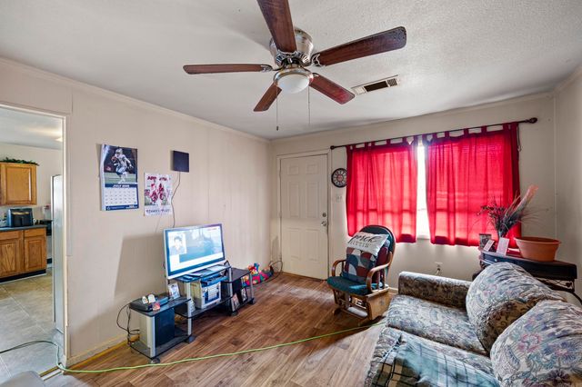 820 & 822 Pine Street, Conway, AR 72032