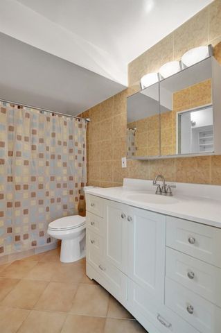 1428 SE 4th Avenue 231, Deerfield Beach, FL 33441