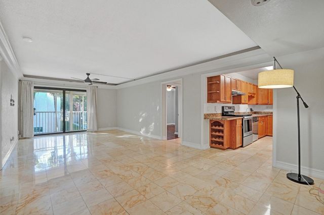 1428 SE 4th Avenue 231, Deerfield Beach, FL 33441