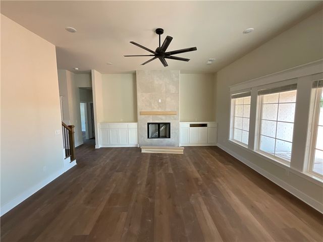 1397 Padova Avenue, Tontitown, AR 72762