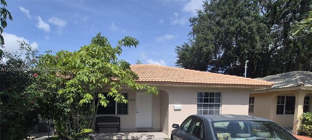 2018 SW 58th Ct, Miami, FL 33155