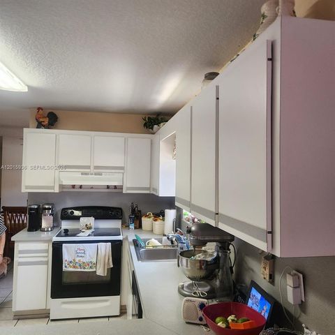 2018 SW 58th Ct, Miami, FL 33155