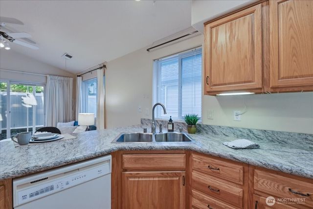1608 SE 173rd Avenue, Vancouver, WA 98683