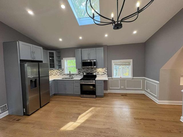 7011 S Aberdeen Street, Chicago, IL 60621