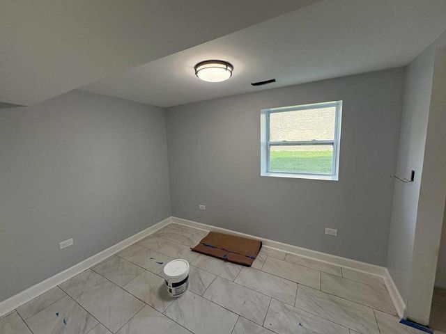 7011 S Aberdeen Street, Chicago, IL 60621