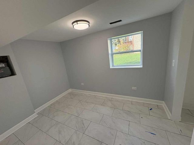 7011 S Aberdeen Street, Chicago, IL 60621