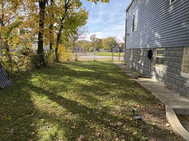 7011 S Aberdeen Street, Chicago, IL 60621