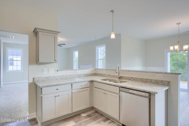 719 Jasmine Lane, Jacksonville, NC 28546