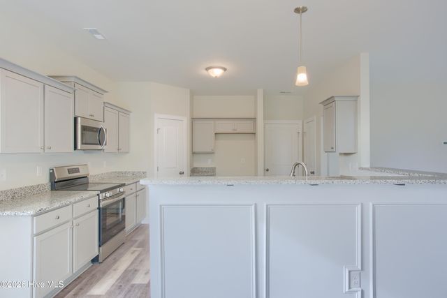 719 Jasmine Lane, Jacksonville, NC 28546