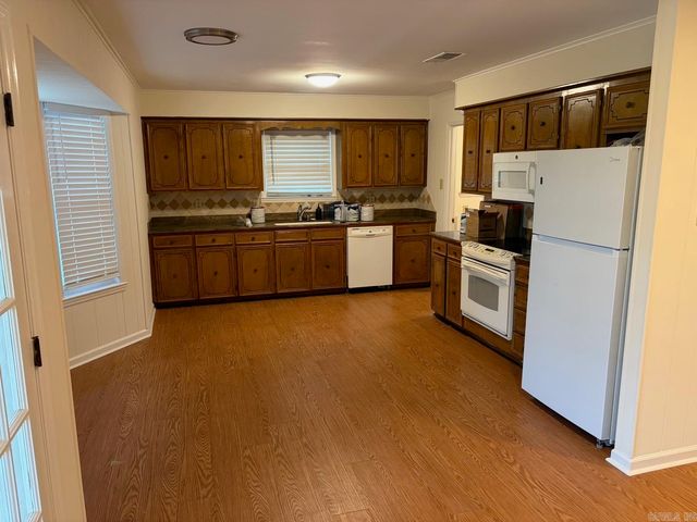 1115 Briar Creek, Little Rock, AR 72211