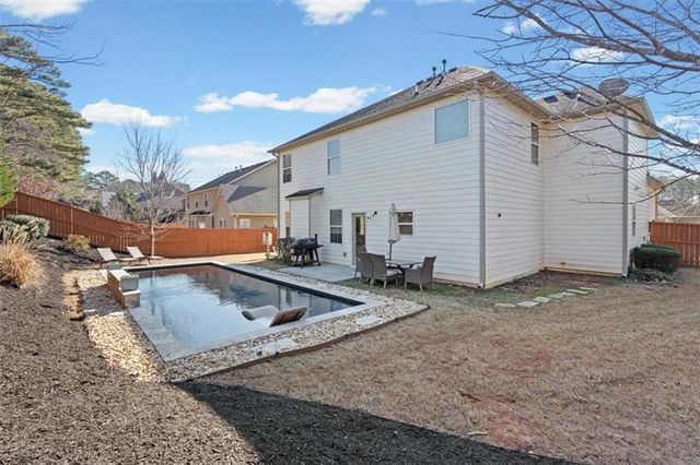 2250 Glenn Valley SW Drive, Marietta, GA 30064