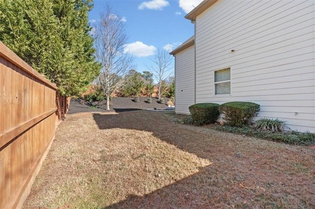 2250 Glenn Valley SW Drive, Marietta, GA 30064