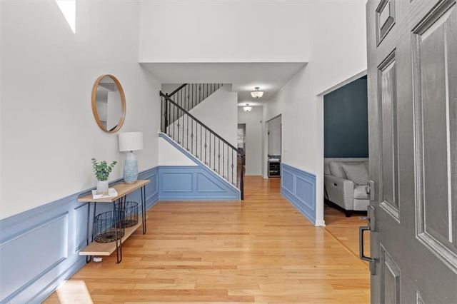 2250 Glenn Valley SW Drive, Marietta, GA 30064